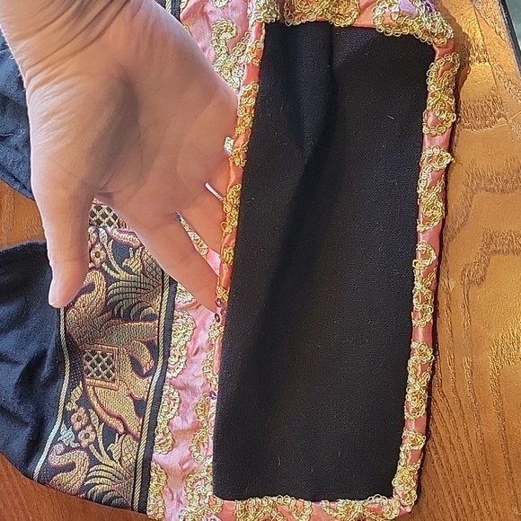 Elephant Cloth Tote - Picture 9 of 12